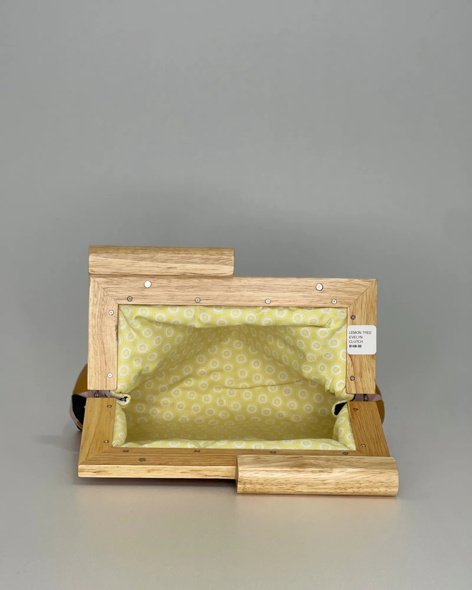 Lemon Tree by Isa Form (Medium) Natural Frame "Evelyn Clutch"